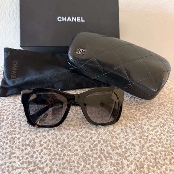 CHANEL Black Oversized Sunglasses